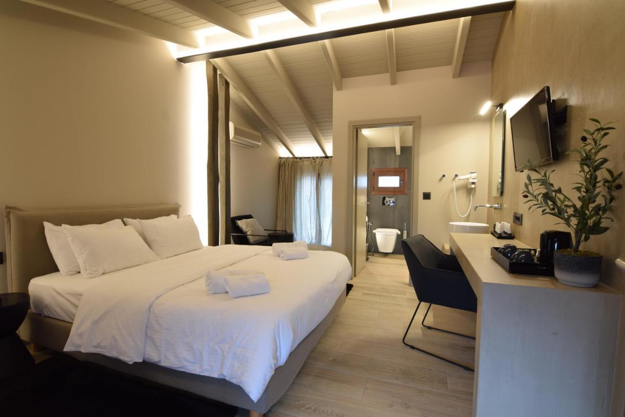 Anesis Hotel Kalavryta Exteriör bild